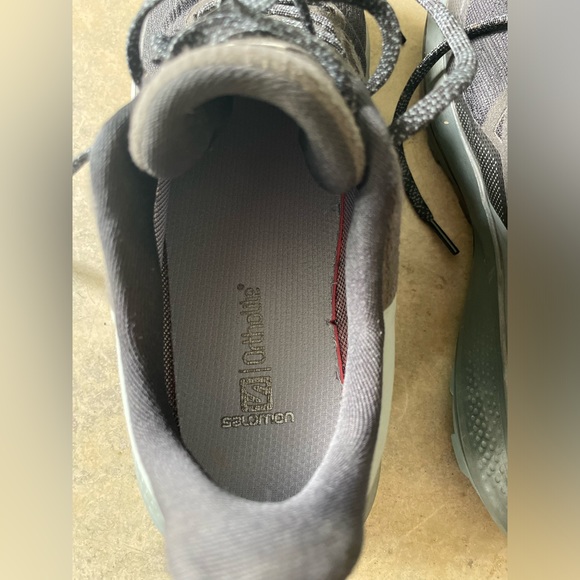 Like new! Salomon Women's shoe WATERPROOF - Gore-tex
Hiking Shoes Trail Running - Picture 4 of 4